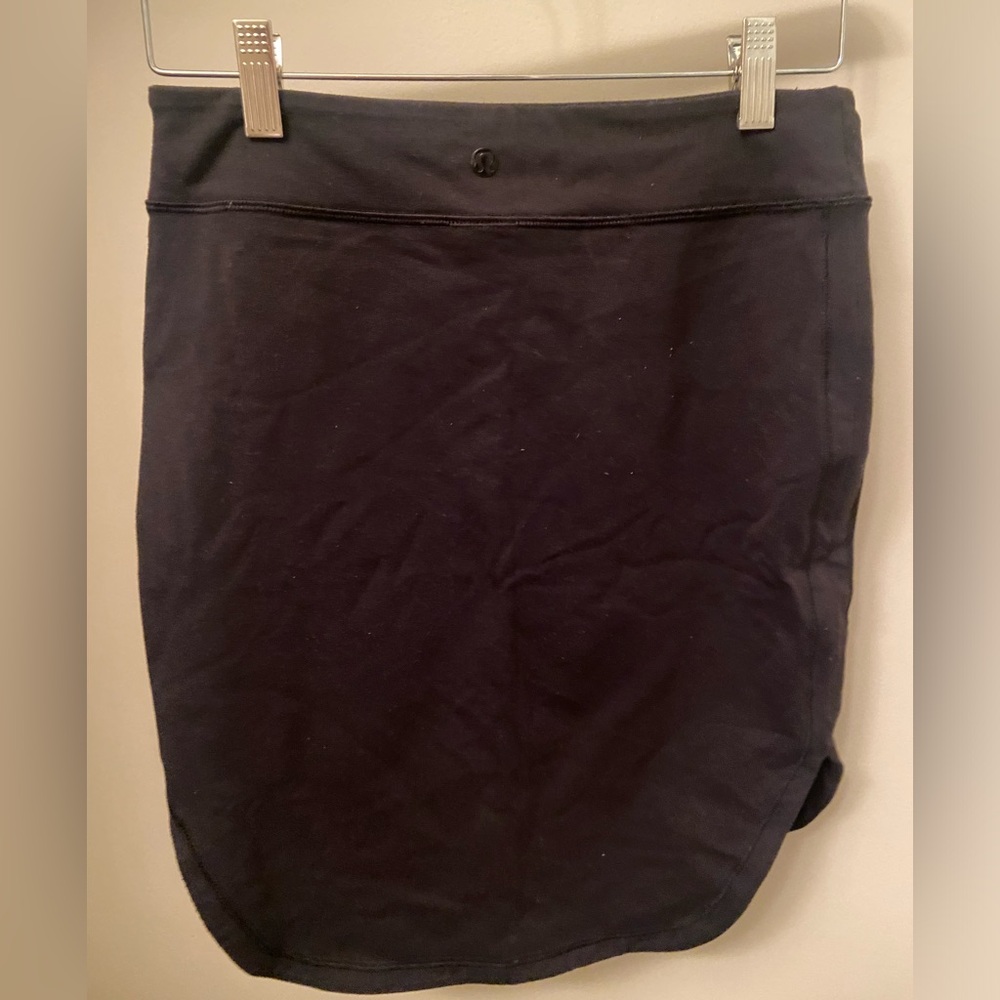 Lululemon High-Low Skirt size 4.